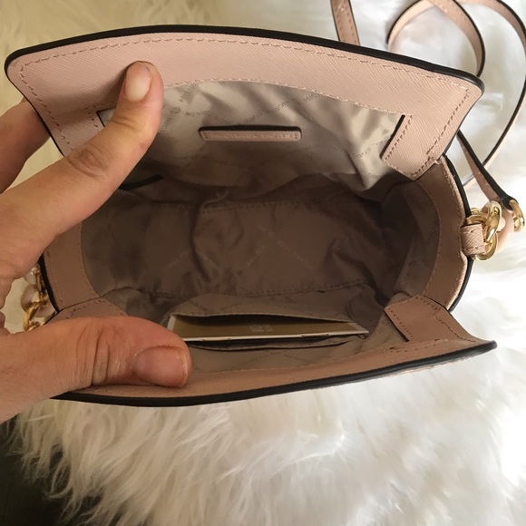 Michael Kors Crossbody Bag - Picture 4 of 6